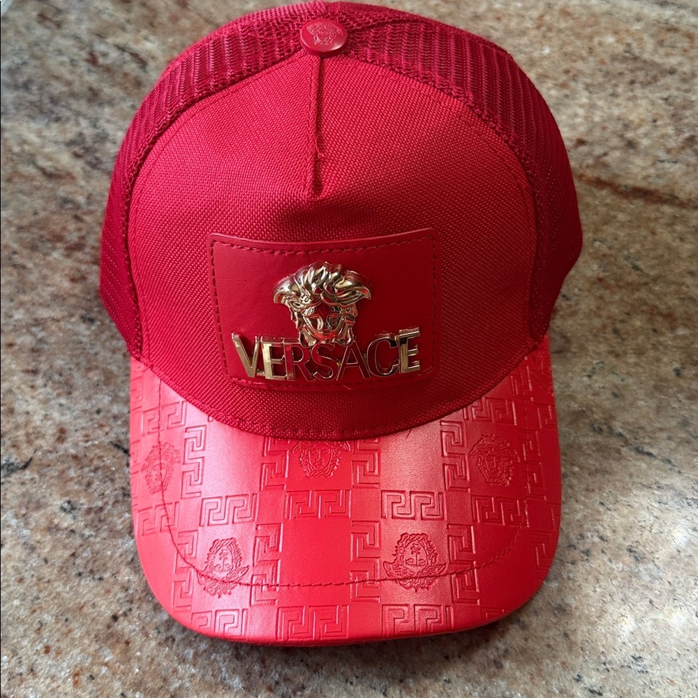 Versace cap red cotton/spandex unisex.